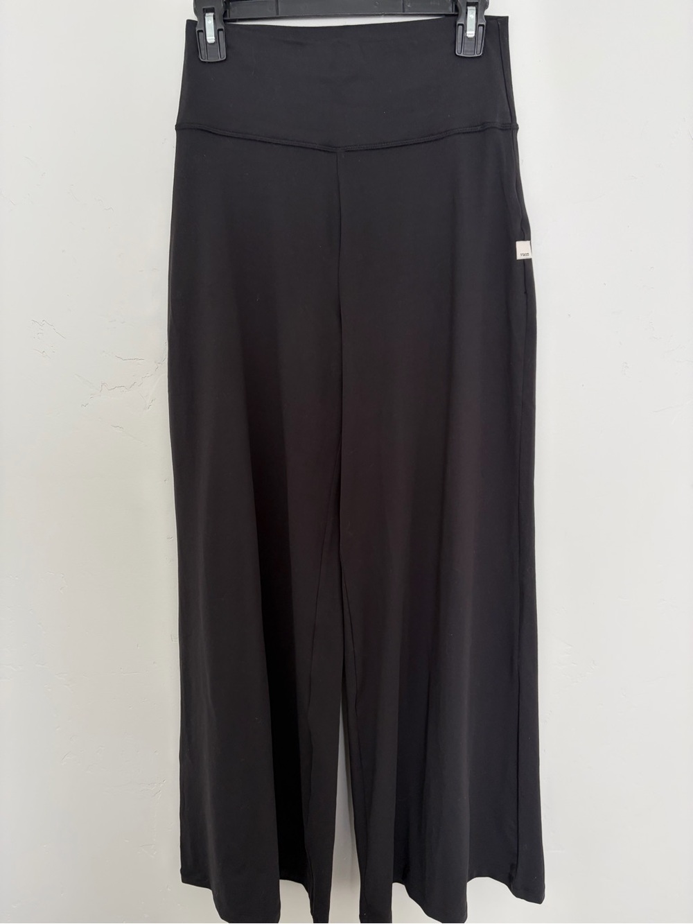 Vuori Halo Easy Black Wide Leg Lounge Pants - Picture 4 of 6